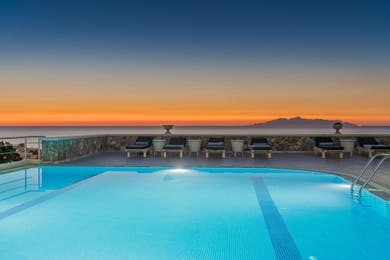 Epavlis Hotel and Spa - Image 2