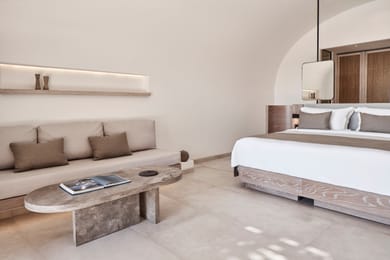 Pool Suite