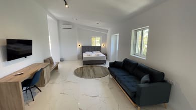 Luxury Suite First Floor