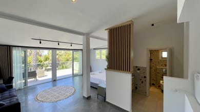 Luxury Suite Pool View