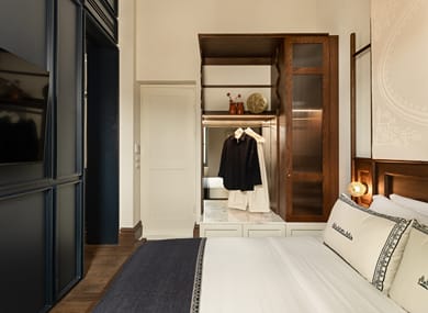 Xlarge with Acropolis view & Jacuzzi