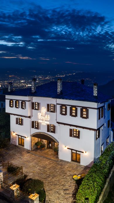 Erofili Hotel and Suites - Image 3