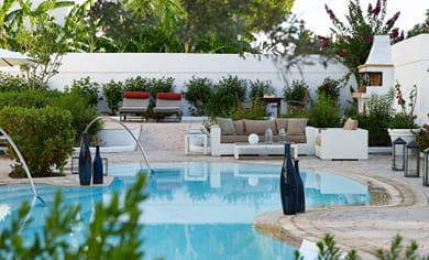 Suite with Sea View & Sharing Pool