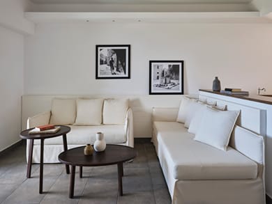 Suite with Sea View & Sharing Pool
