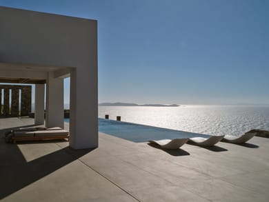Villa Akra