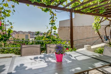 Ethrion Hotel Syros City - Image 4
