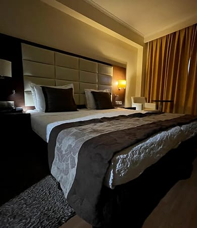 Europa Hotel - Image 3