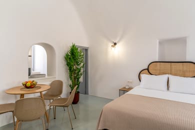 Evanthia Best View - Image 4