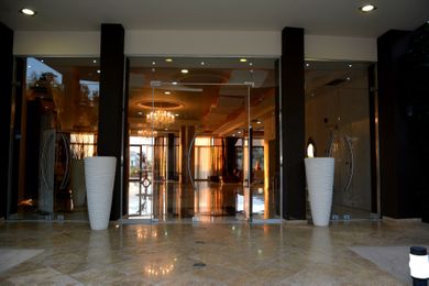Evia Hotel & Suites - Image 7