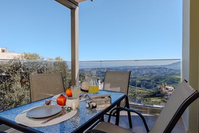 Evmaria Luxury Cottage - Image 2