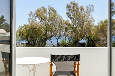 Beachfront Maisonette with Sea View