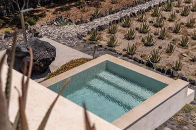 Exomitis1 Cellar & Sea Escape - Image 6