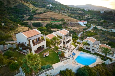 Villa Paradissi in Crete