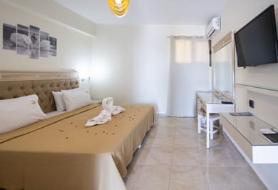 Studio Apartment with Sea View