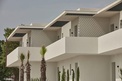 Casa Tsouka Seaside Aparthotel - Image 2