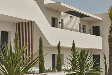 Casa Tsouka Seaside Aparthotel - Image 4