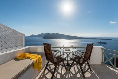 Superior Suite with Private Whirlpool & Caldera View