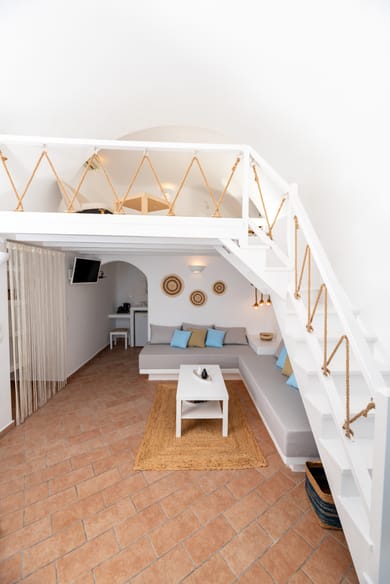 Superior Suite with Pool View