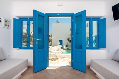 Deluxe Suite with Pool View