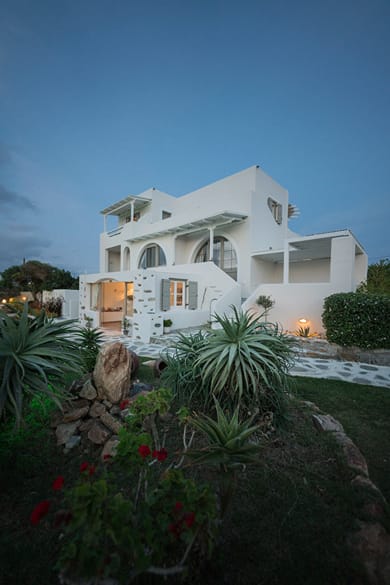 Faros Villa Small Hotel & Restaurant - Image 2