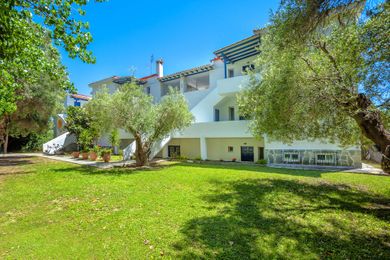 Xenios Faros Apartments - Image 5