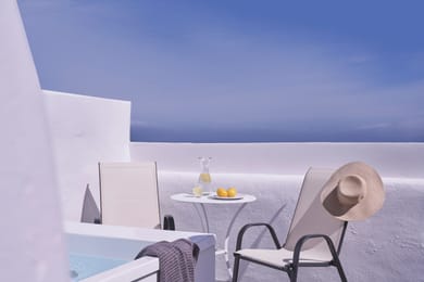 Petit Suite with Outdoor Private Jetted Tub