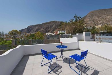 Felicity Villas Santorini - Image 4