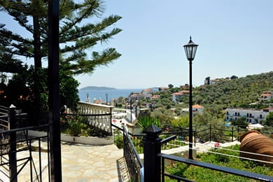 Fengeros Village - Image 2