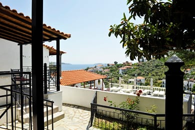 Fengeros Village - Image 3