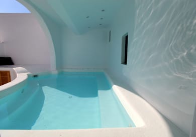 Superior suite with jetted Pool
