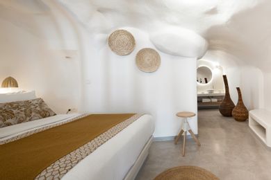 Grand Suite with outdoor heated Jacuzzi