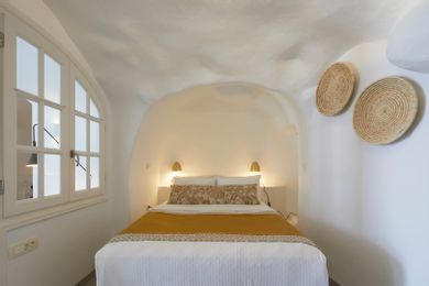 Grand Suite with outdoor heated Jacuzzi