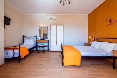 Finikas Studio Triades