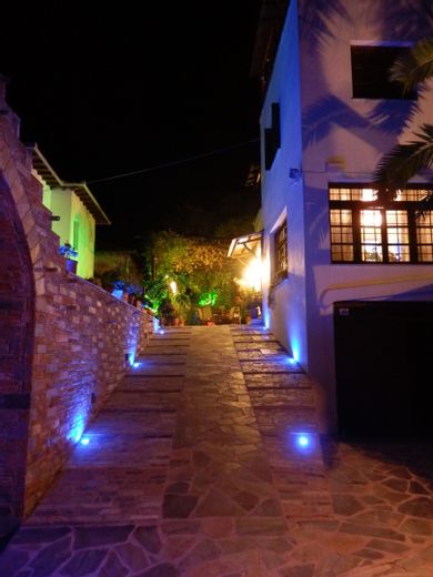 Flamingo Hotel - Image 5