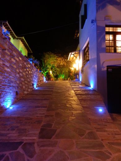 Flamingo Hotel - Image 6