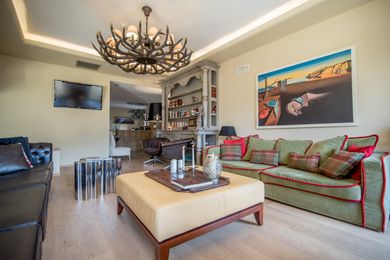 Forest Suites Boutique Hotel - Image 6