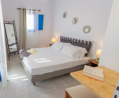 One Bedroom with Sea View