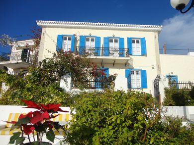 Galaxa Mansion - Image 2