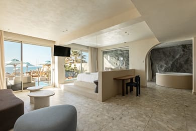 Cave Oasis Seafront Suite with Individual Pool & Indoor Hydromassage Bathtub