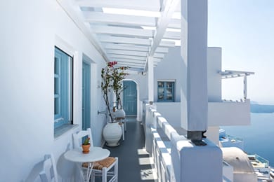 Helestia Pocket Hotel, Caldera Santorini - Image 4