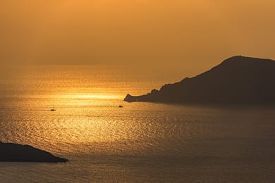 Helestia Pocket Hotel, Caldera Santorini - Image 4