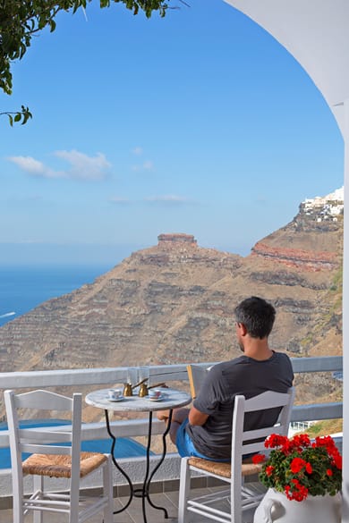 Helestia Pocket Hotel, Caldera Santorini - Image 6