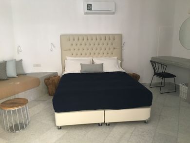 Deluxe Double Pool Front