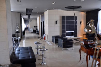 Gallery Art Hotel - Image 3