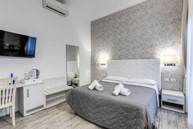 Gardenia Suite Rome - Image 6
