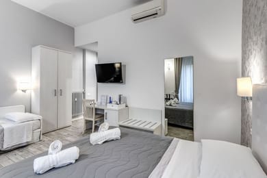 Gardenia Suite Rome - Image 7