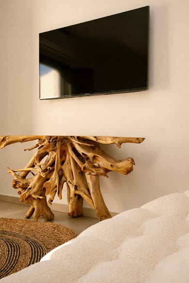 Gazelle Living Santorini - Image 3