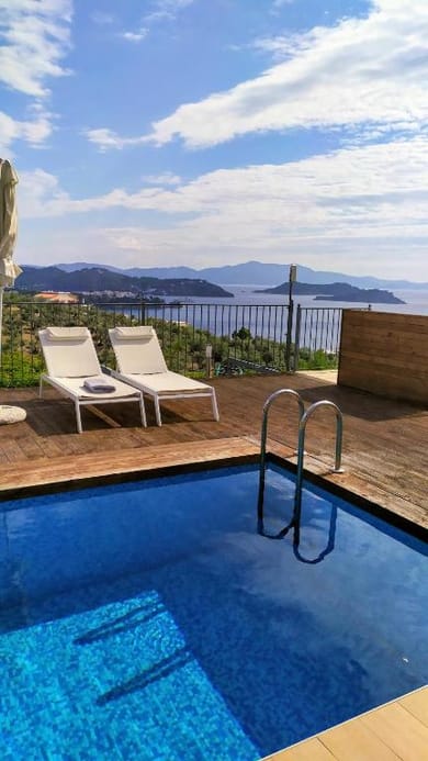 Three Bedroom Villa Cassiope with Private Pool