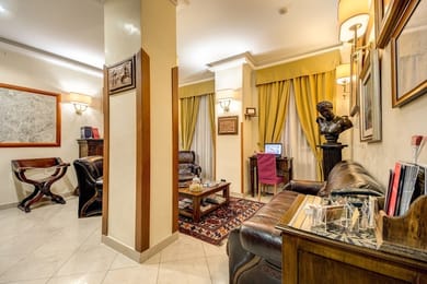 Gea Di Vulcano Hotel Rome - Image 2