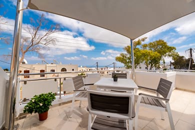 Centrio Fira Suites - Image 3